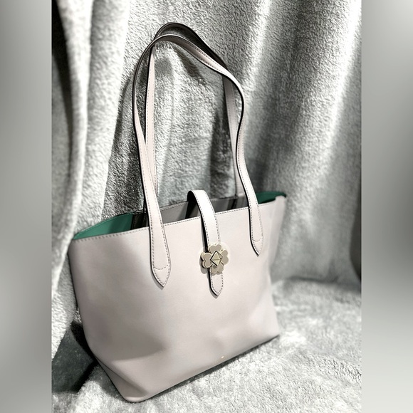 Kate Spade Kaci Small Tote bag EUC - Picture 4 of 9